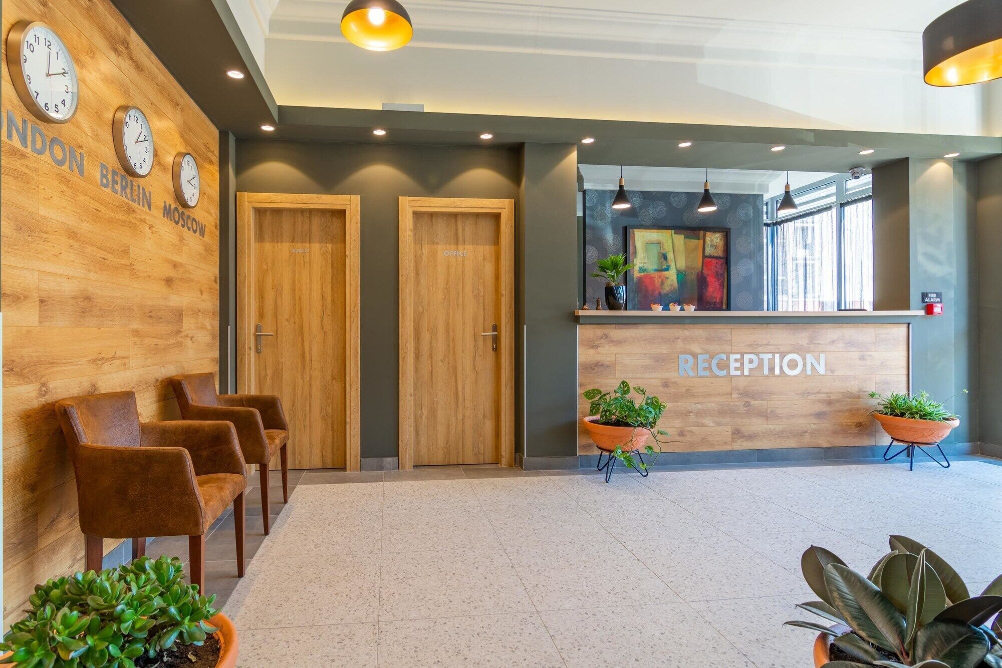 פודגוריצה Hotel Resurs מראה חיצוני תמונה